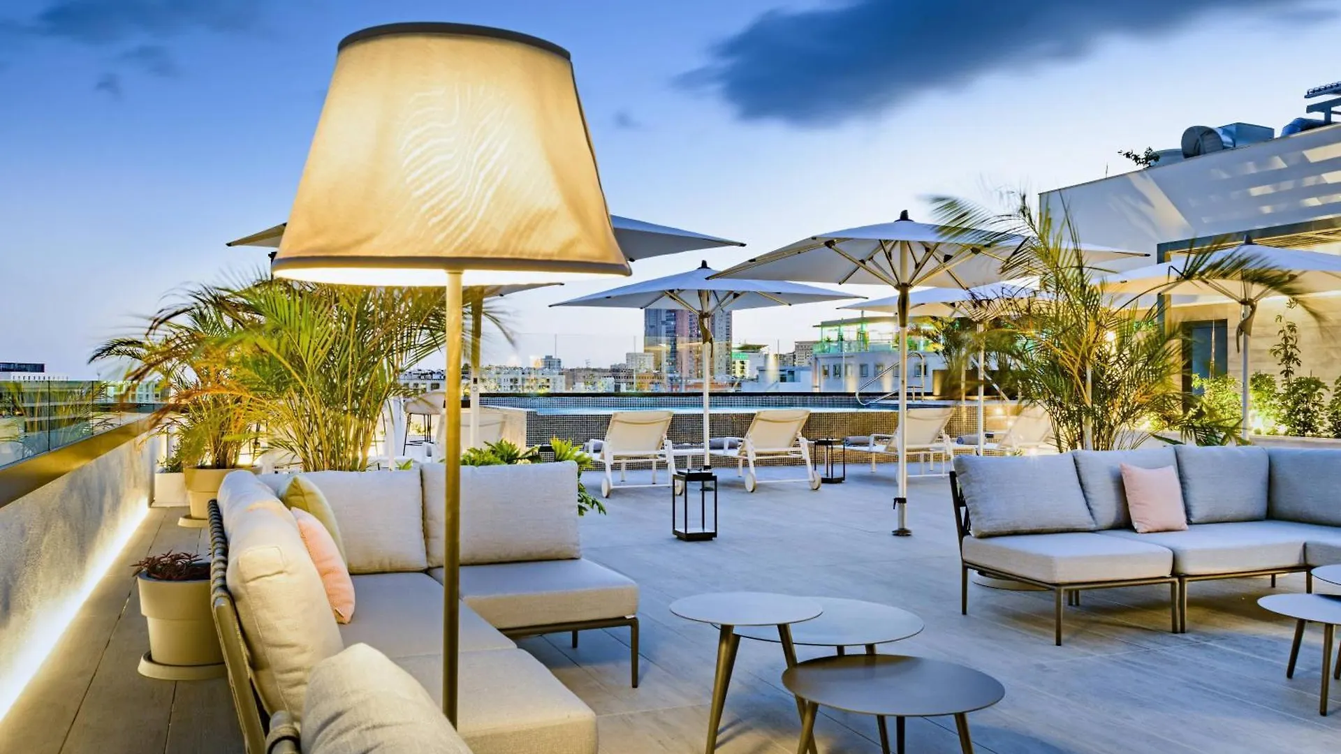 Ac Hotel By Marriott Tenerife Санта-Крус-де-Тенерифе 4*,